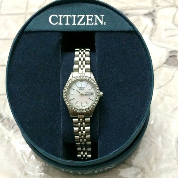 Citizen Quartz Women's watch, stainless steel 1002-S044448 - Picture 2 of 8